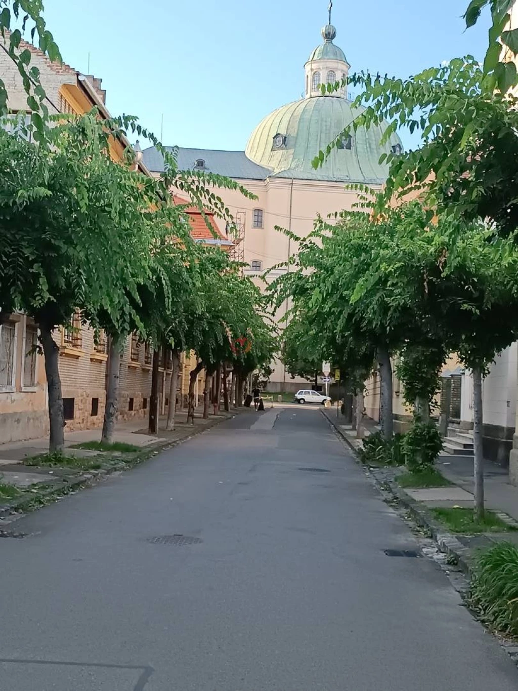 c3-1-name c2-1-name, Vác, Belváros