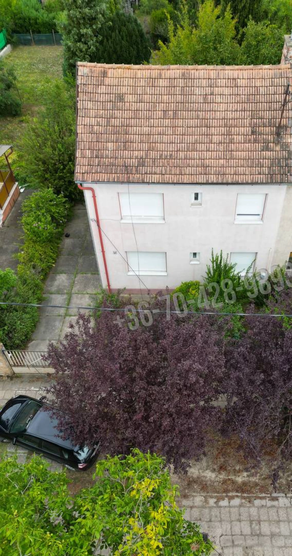 c3-1-name c2-1-name, Vác, Deákvár