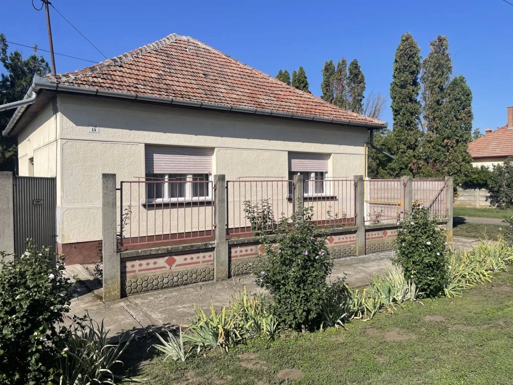 Eladó Családi ház, Újkígyós, 120nm, 25000000 Ft