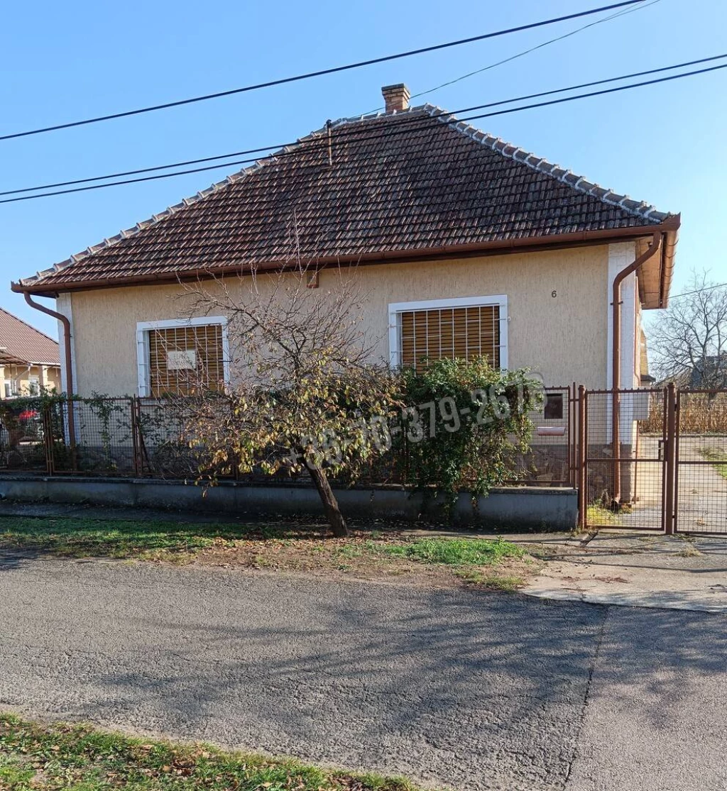 Eladó Családi ház, Tóalmás, 100nm, 36000000 Ft