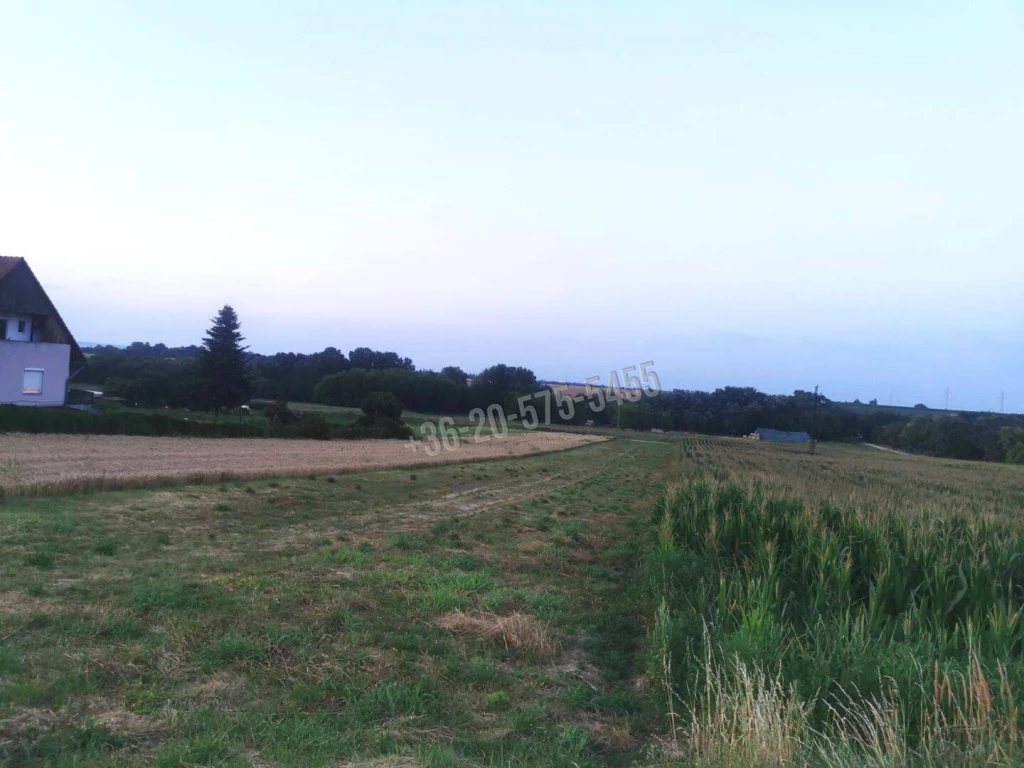 Eladó Építési telek, Zamárdi, Kőhegy, 3433nm, 82800000 Ft