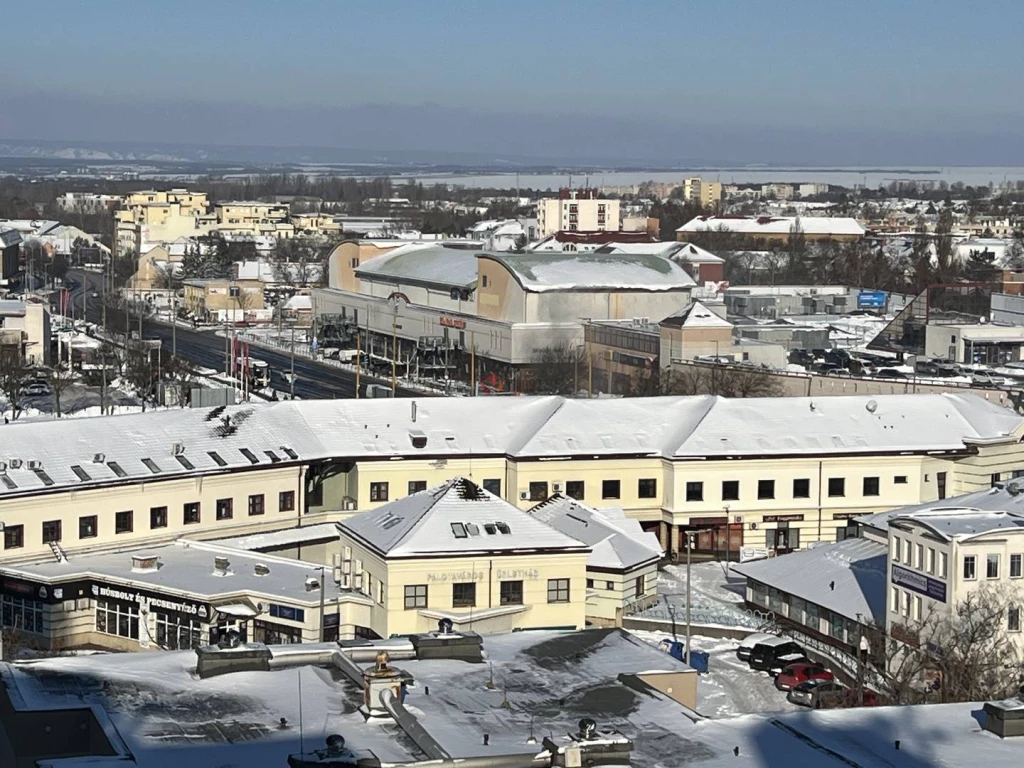 Eladó Panellakás, Székesfehérvár, Palotaváros, 49nm, 49900000 Ft