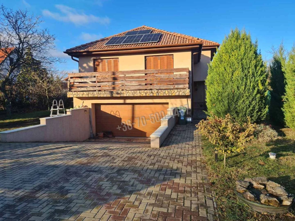 Eladó Családi ház, Nagykovácsi, Zsíroshegyalja, 177nm, 219900000 Ft