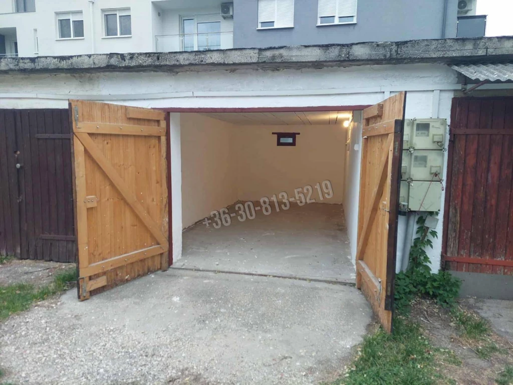 c3-1-name c2-74-name, Tatabánya