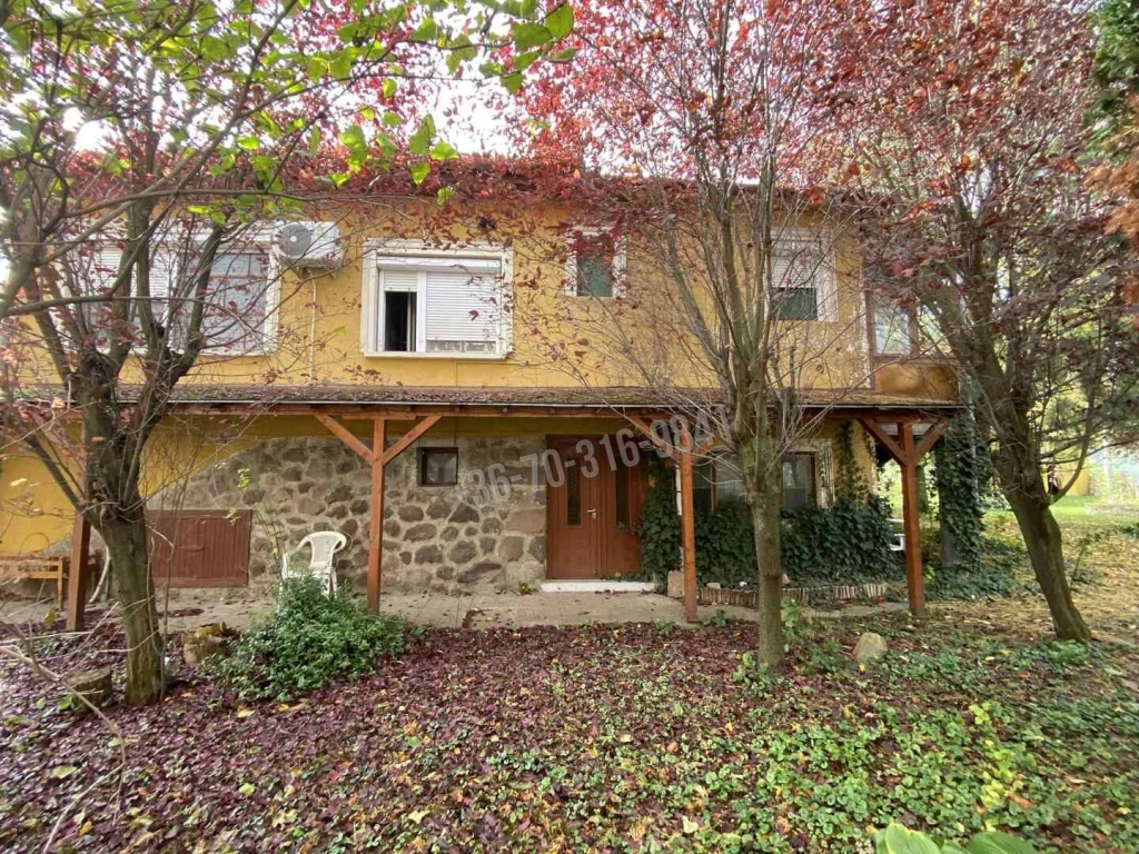 Eladó Családi ház, Szokolya,  Nincs megadva, 240nm, 98000000 Ft