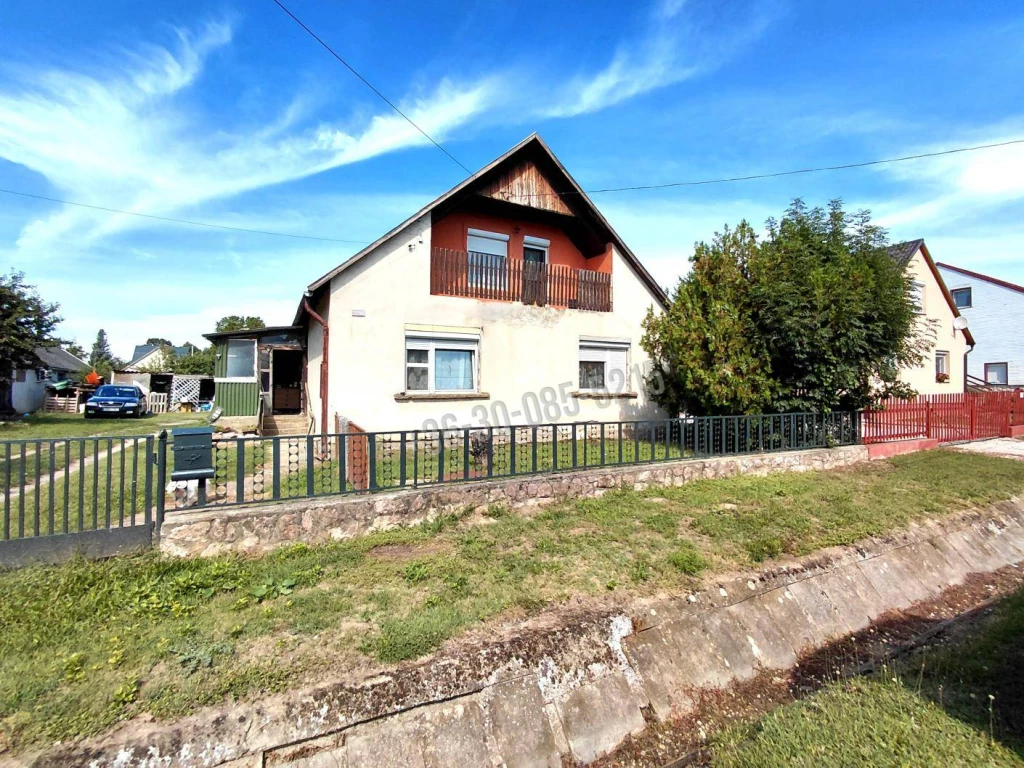 For sale house, Bábolna