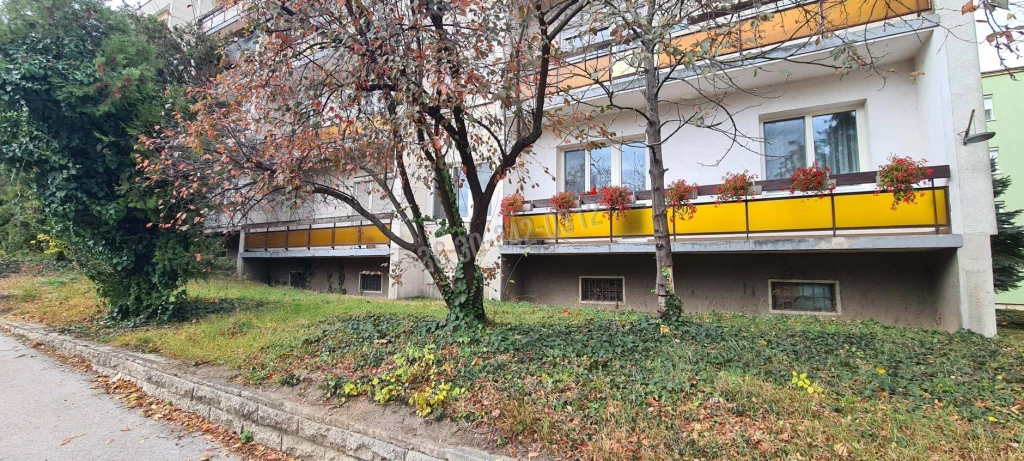 For sale brick flat, Tatabánya