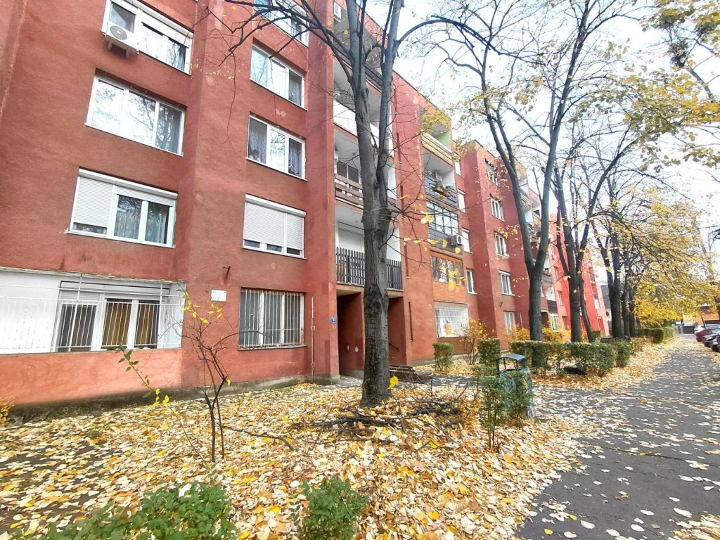 Eladó Téglalakás, Tatabánya, 55nm, 42500000 Ft