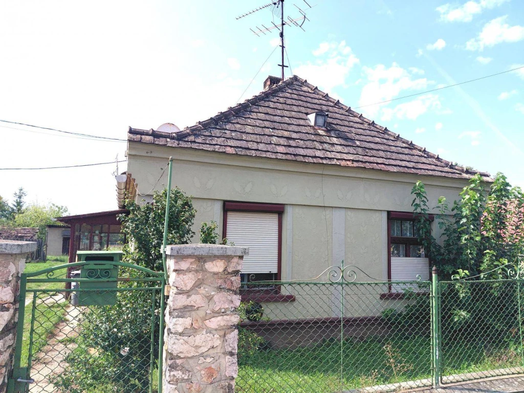 Eladó Családi ház, Réde, 81nm, 17900000 Ft