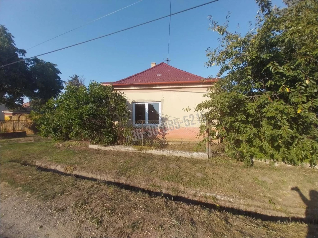 For sale house, Szákszend