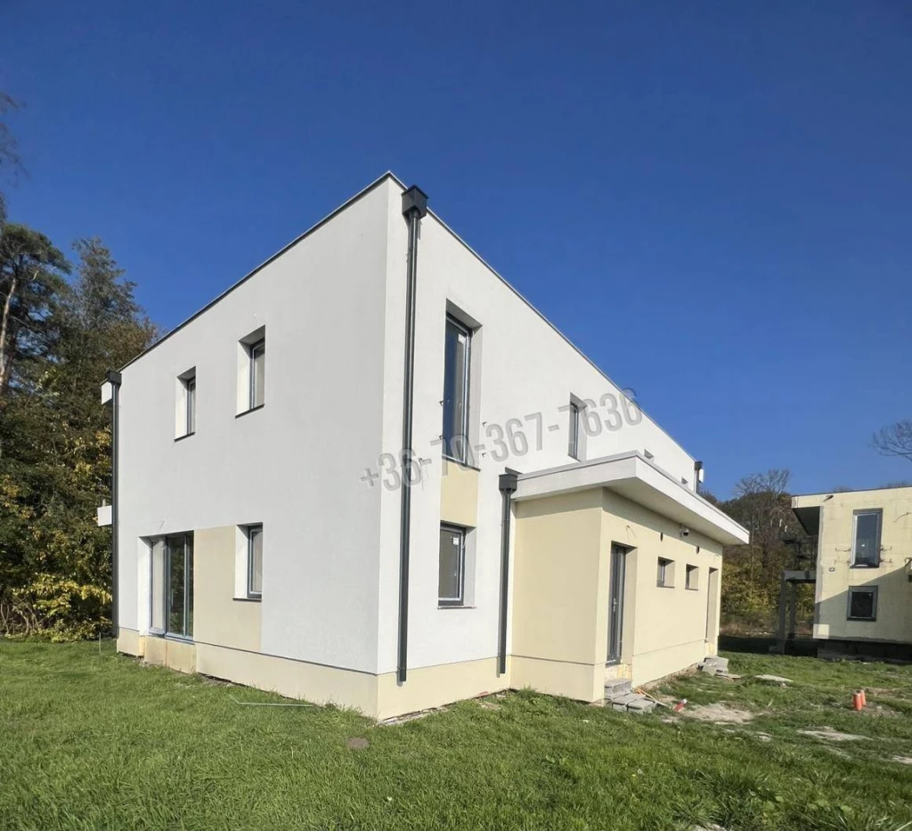 Eladó Ikerház, Tata, 132nm, 129900000 Ft