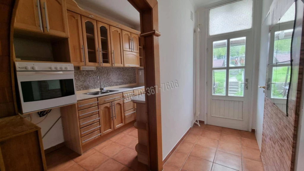 For sale terraced house, Oroszlány