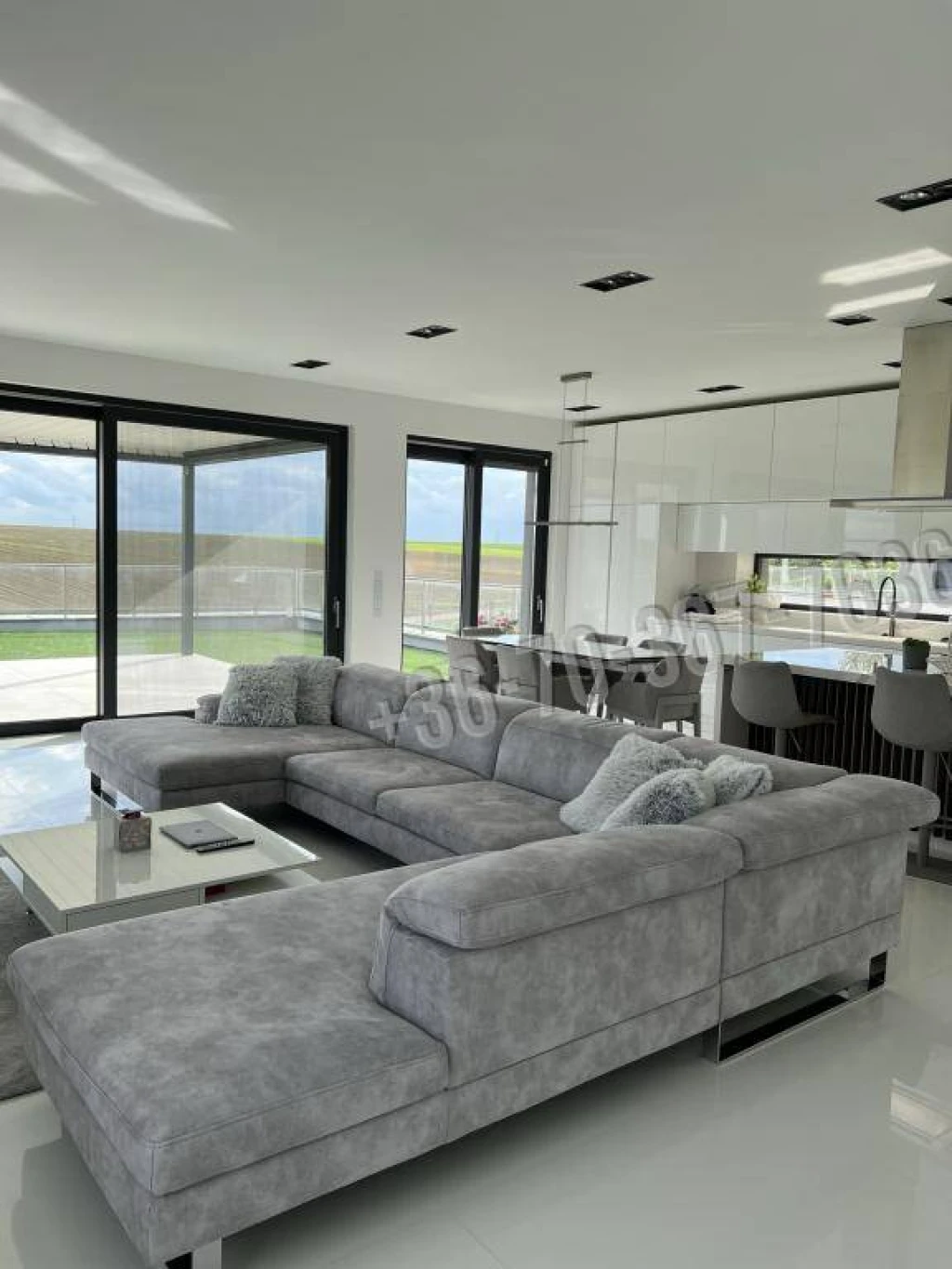 Eladó Téglalakás, Tata, 204nm, 159990000 Ft