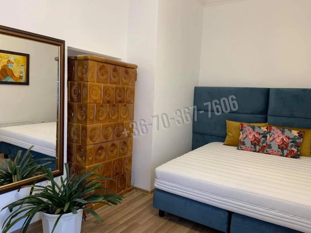 Kiadó Házrész, Tata, 100nm, 400000 Ft