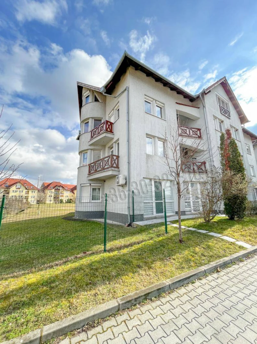 Eladó Téglalakás, Tatabánya, 58nm, 54900000 Ft