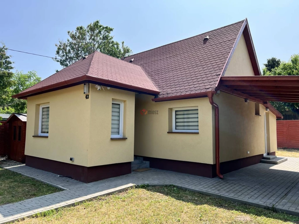 c3-1-name c2-1-name, Velence, Velencefürdő