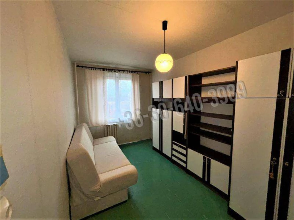 For sale panel flat, Tatabánya