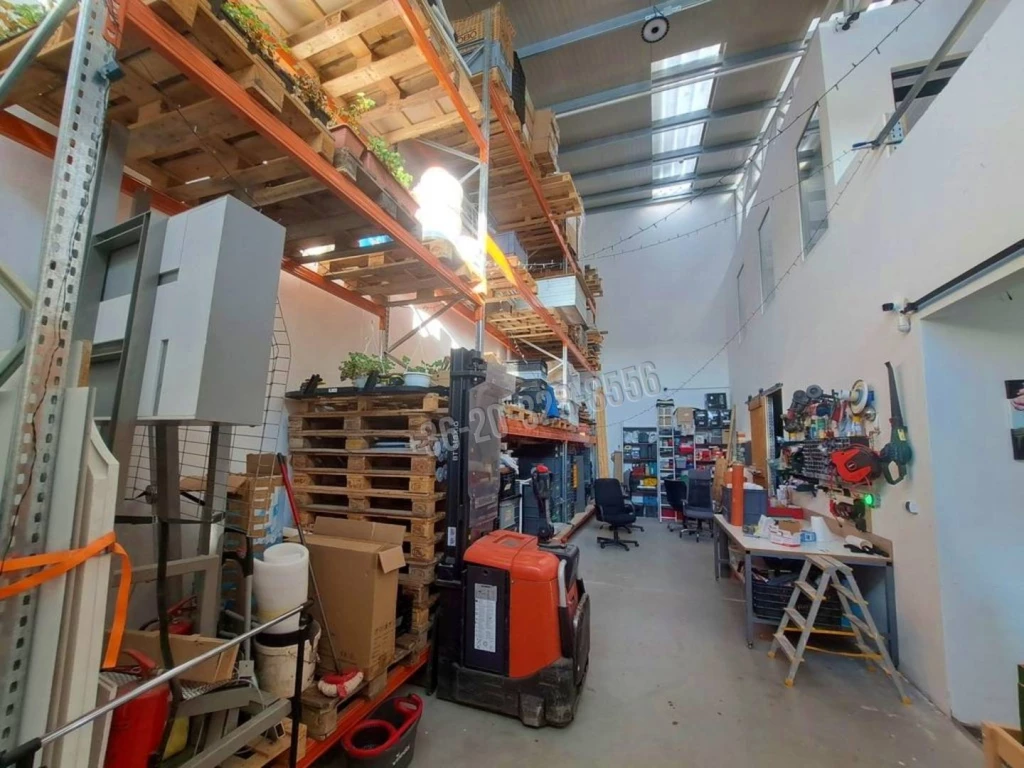 Eladó Gyárépület, Nagytarcsa, Ipari Park, 147nm, 67000000 Ft