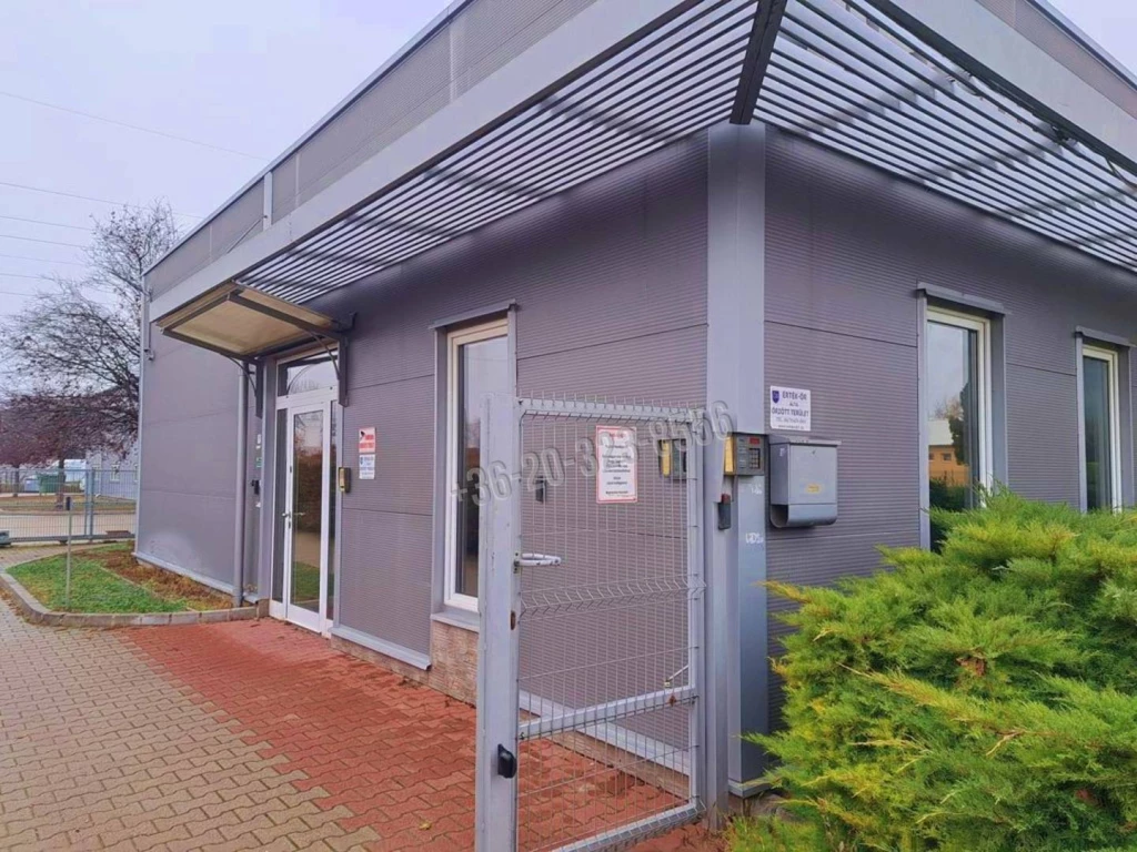 Eladó Gyárépület, Szigetszentmiklós,  Nincs megadva, 2204nm, 820000000 Ft