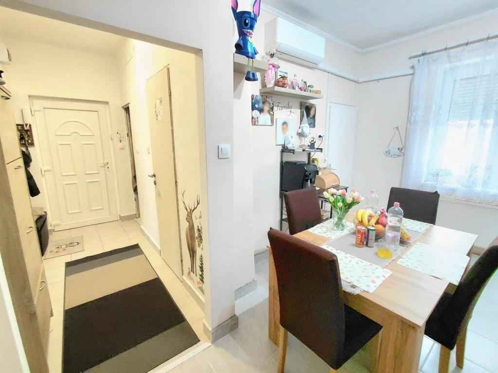 Eladó Téglalakás, Oroszlány, 55nm, 35400000 Ft