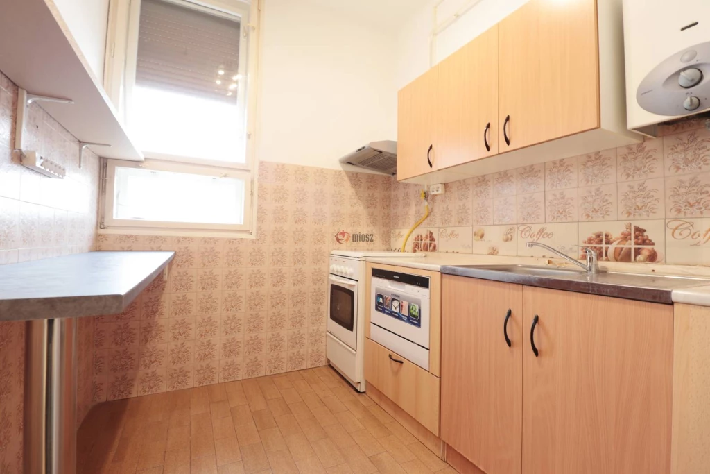 Eladó Téglalakás, Orosháza, Belváros, 52nm, 19500000 Ft