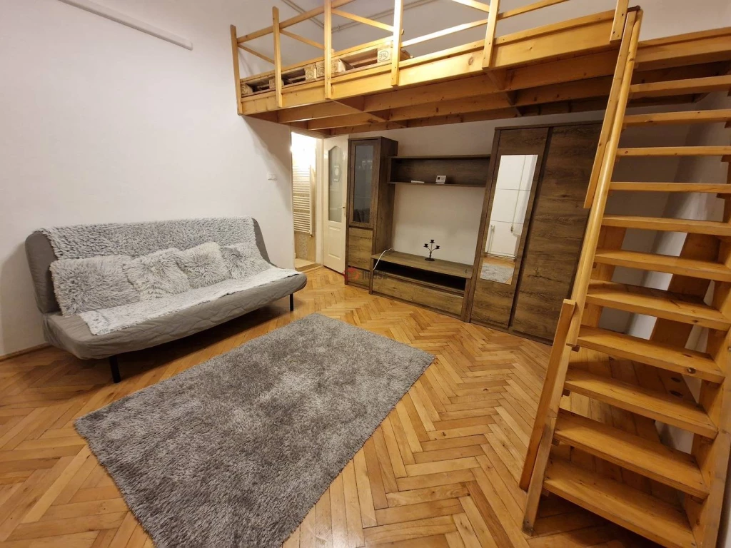 For rent brick flat, Budapest VI. kerület, Nagykörúton kívüli terület