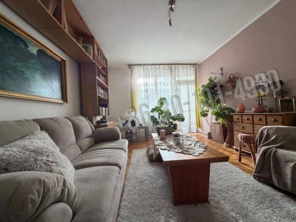 Eladó Téglalakás, Tatabánya, 70nm, 54900000 Ft