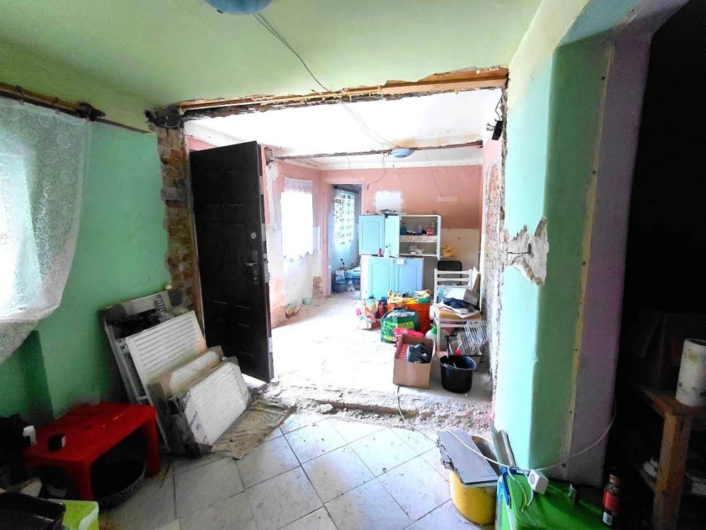 Eladó Családi ház, Komárom, 98nm, 38400000 Ft