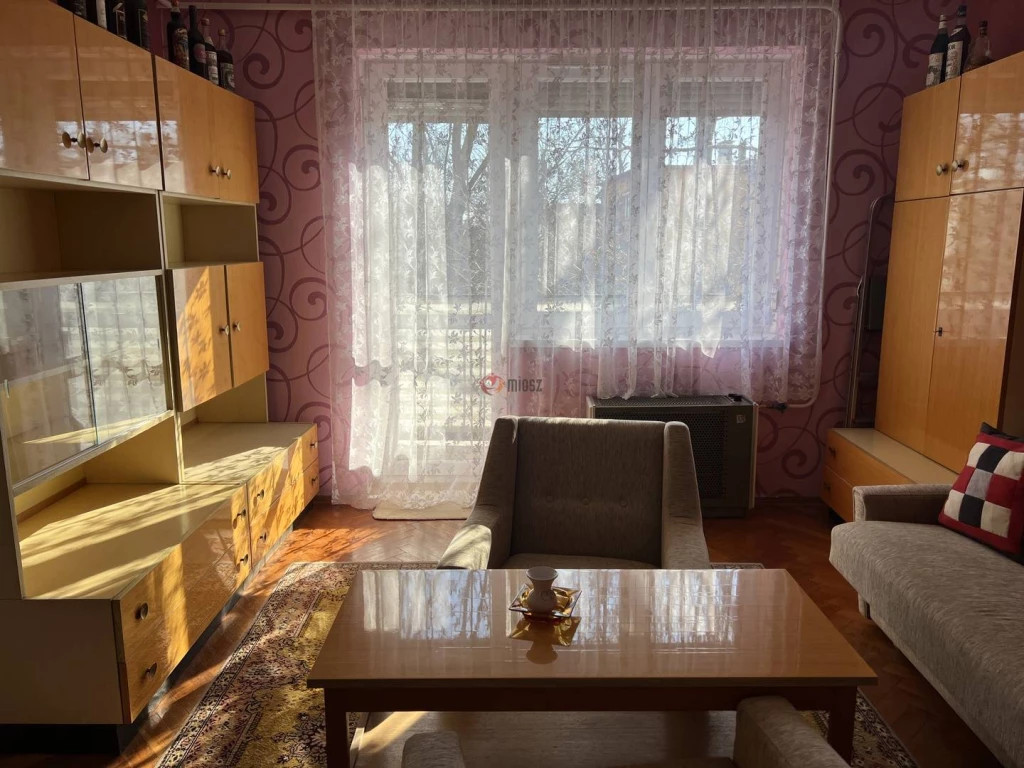 Eladó Téglalakás, Székesfehérvár, Rádió lakótelep, Rádió utca, 52nm, 48000000 Ft