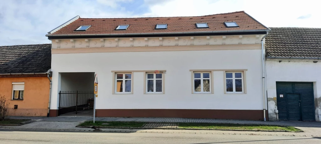 Eladó Sorház, Szob, 86nm, 59900000 Ft