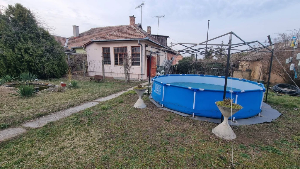 Eladó Ikerház, Tokodaltáró, 58nm, 39000000 Ft