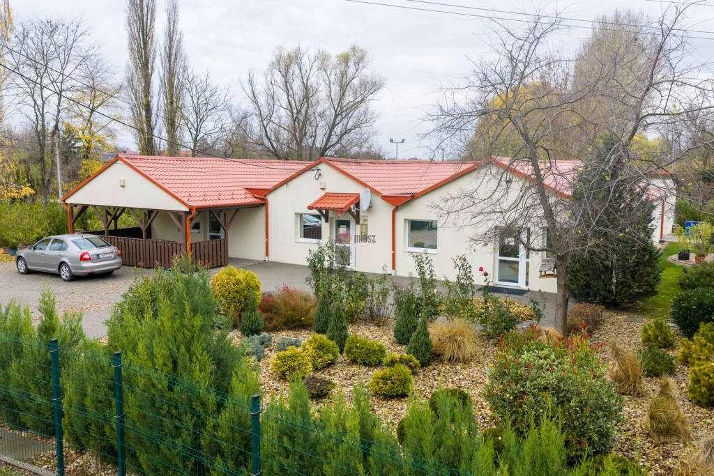 Eladó Családi ház, Lovasberény,  Nincs megadva, 306nm, 119900000 Ft