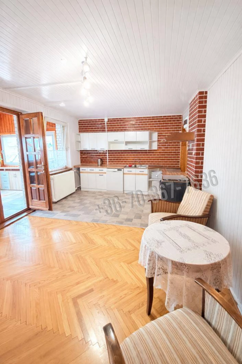 For rent brick flat, Tata