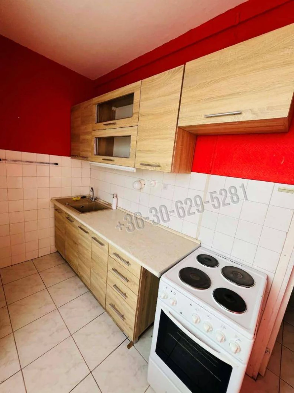 c3-1-name c2-20-name, Tatabánya