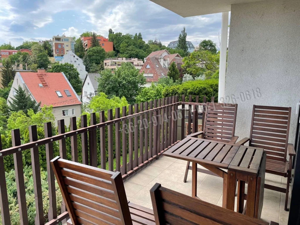 Eladó Sorház, Budapest II. kerület, Rézmál, Bimbó út, 165nm, 259000000 Ft