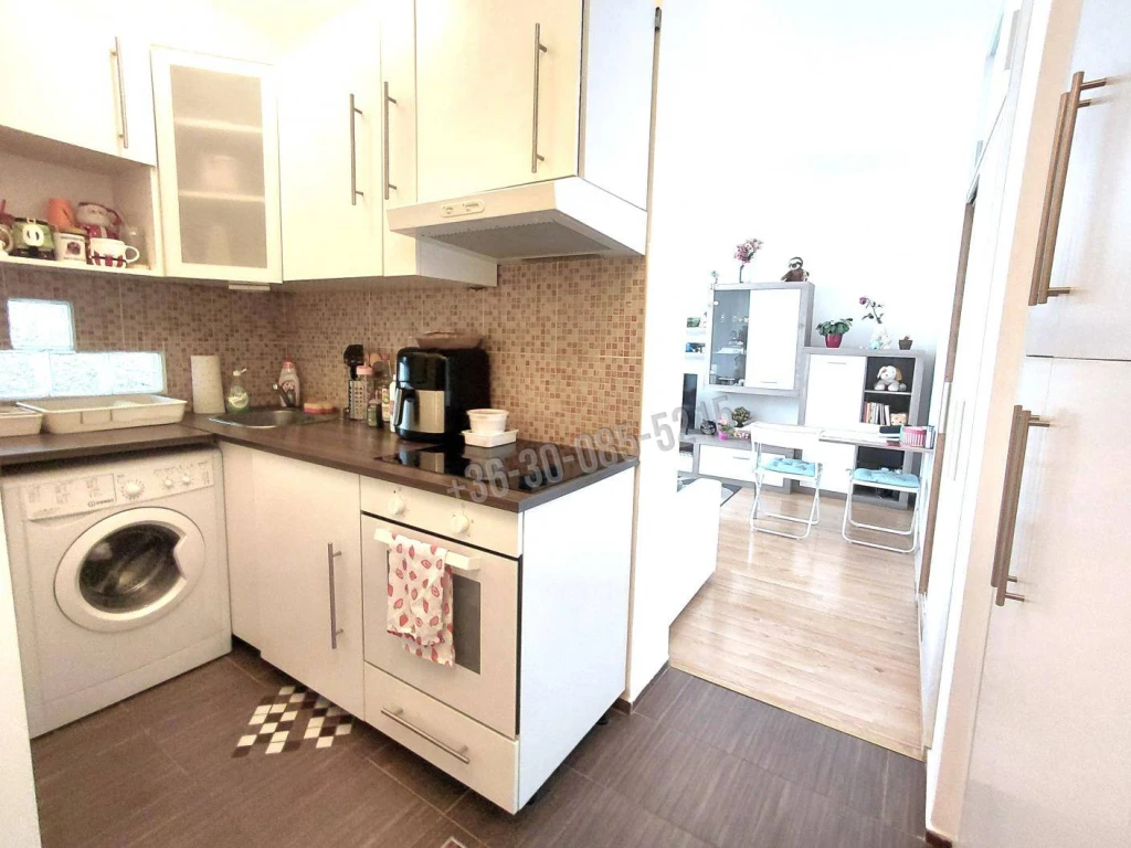 Eladó Téglalakás, Oroszlány, 40nm, 35000000 Ft