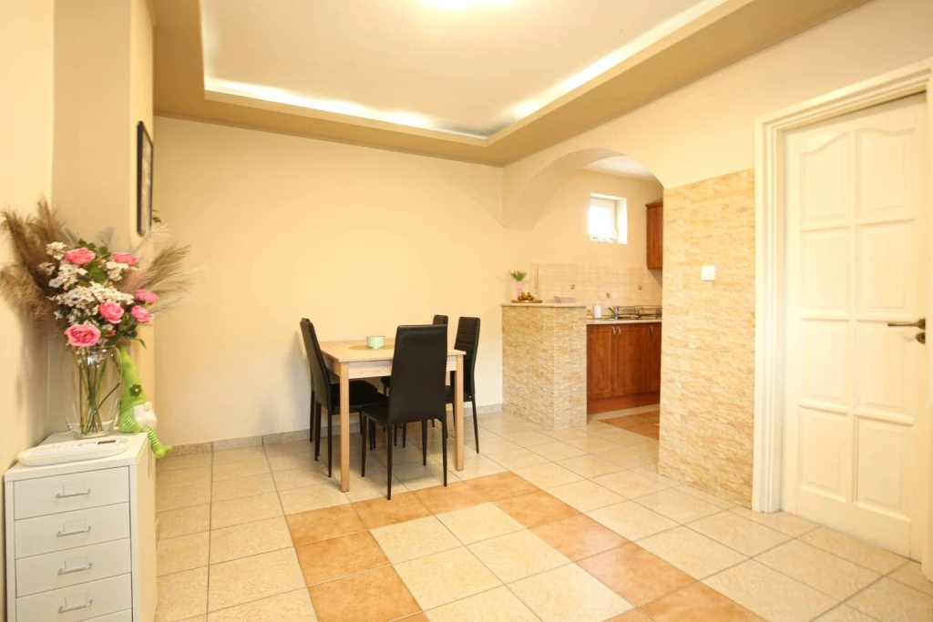 Eladó Családi ház, Nézsa, 50nm, 29900000 Ft