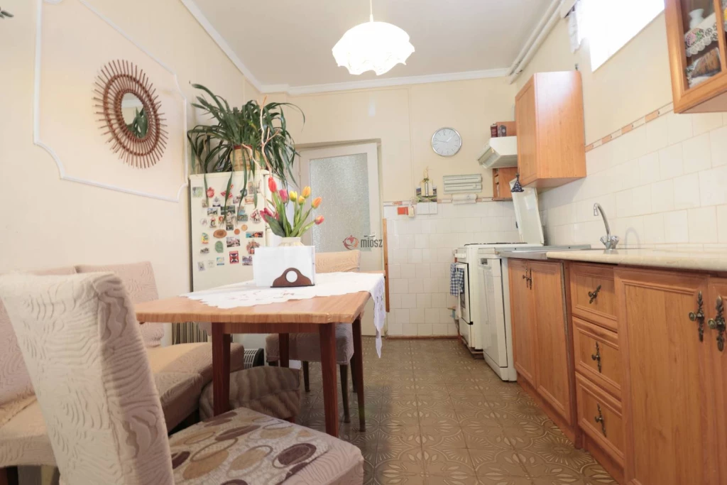 Eladó Családi ház, Orosháza, Szőlő, 140nm, 34900000 Ft