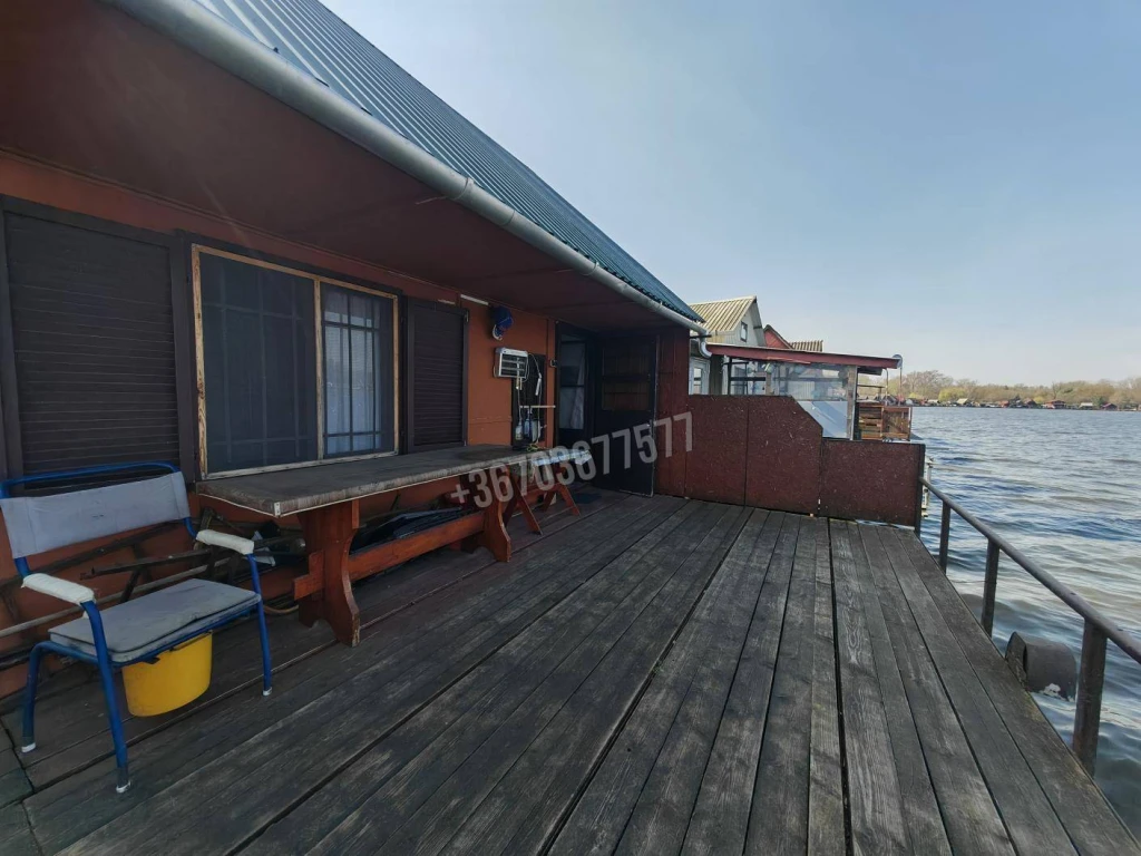 Eladó Üdülő, nyaraló, Tatabánya, 33nm, 14000000 Ft