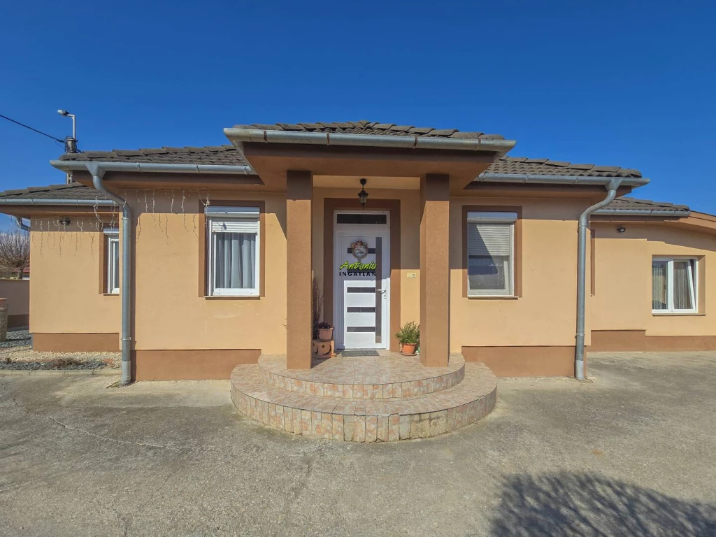 Eladó Családi ház, Lövő, 107nm, 124900000 Ft