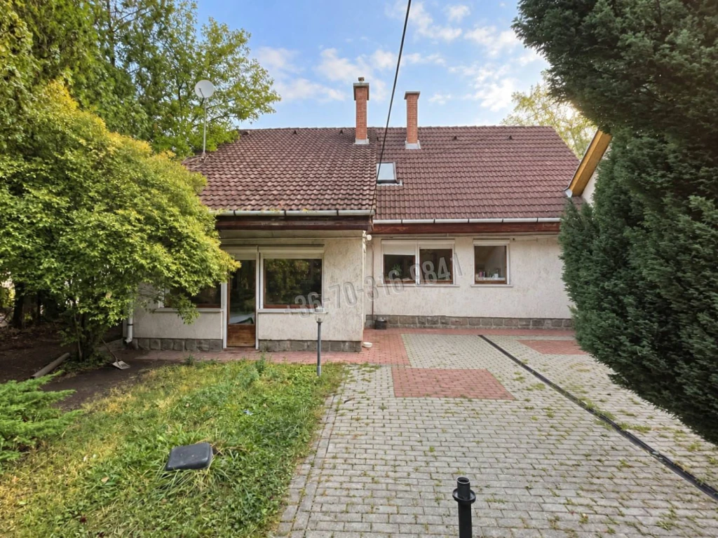 Eladó Ikerház, Szentendre, Belváros, 170nm, 119000000 Ft