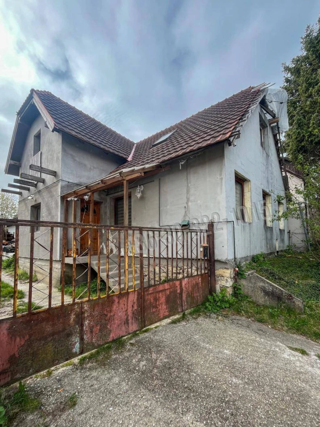 c3-1-name c2-1-name, Szomód