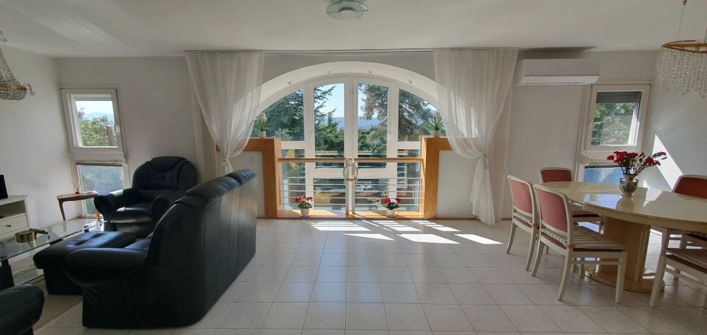 Eladó Sorház, Budapest II. kerület, Adyliget - II/A, 257nm, 208000000 Ft