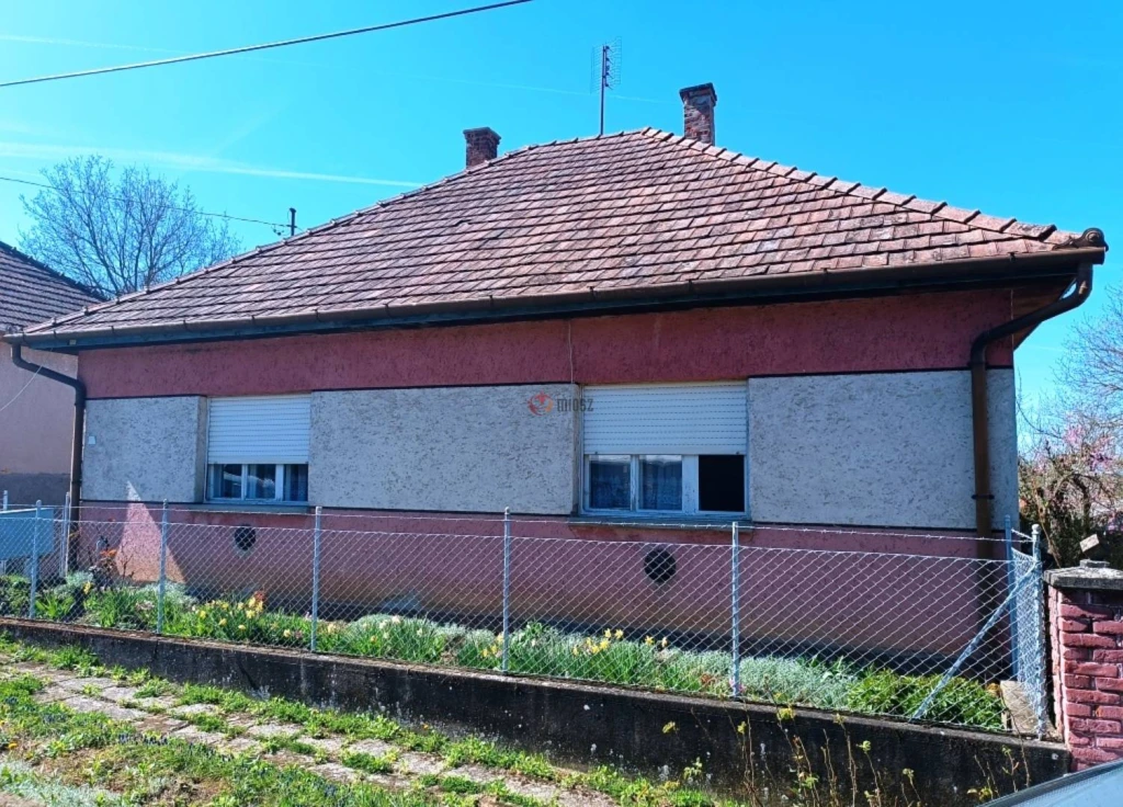 Eladó Családi ház, Perőcsény, Hunyadi utca, 100nm, 37500000 Ft