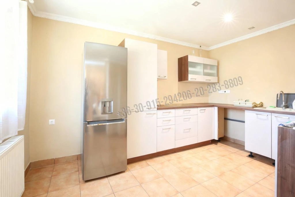 c3-1-name c2-1-name, Csörög, Nincs megadva