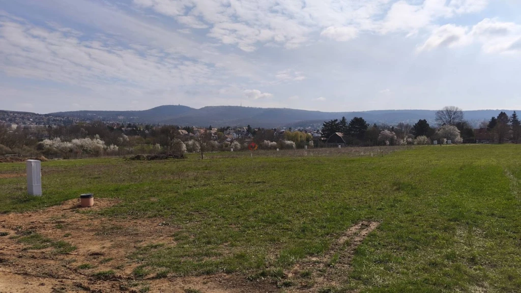 Eladó Építési telek, Budakeszi, Meggyes, 1153nm, 120000000 Ft