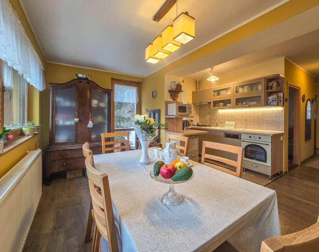 c3-1-name c2-1-name, Sopron, Nincs megadva