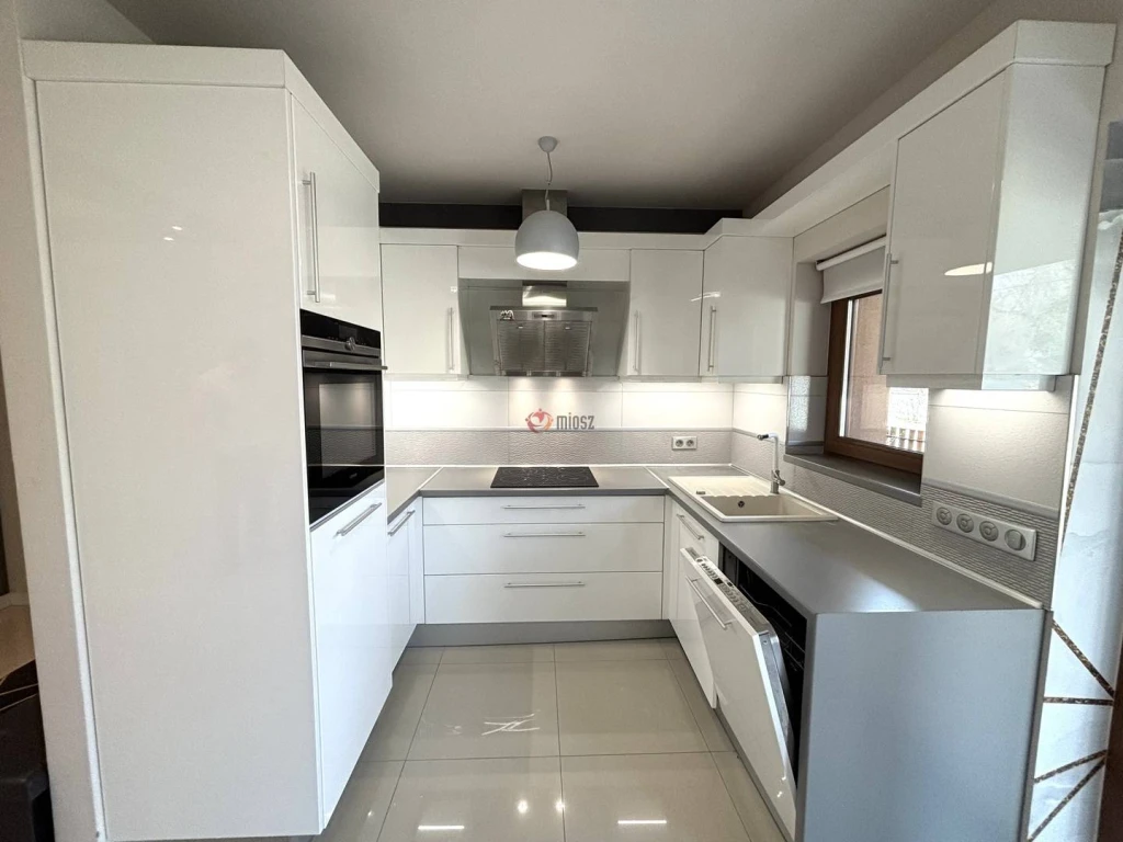 Eladó Téglalakás, Vácrátót, 2nm, 87900000 Ft