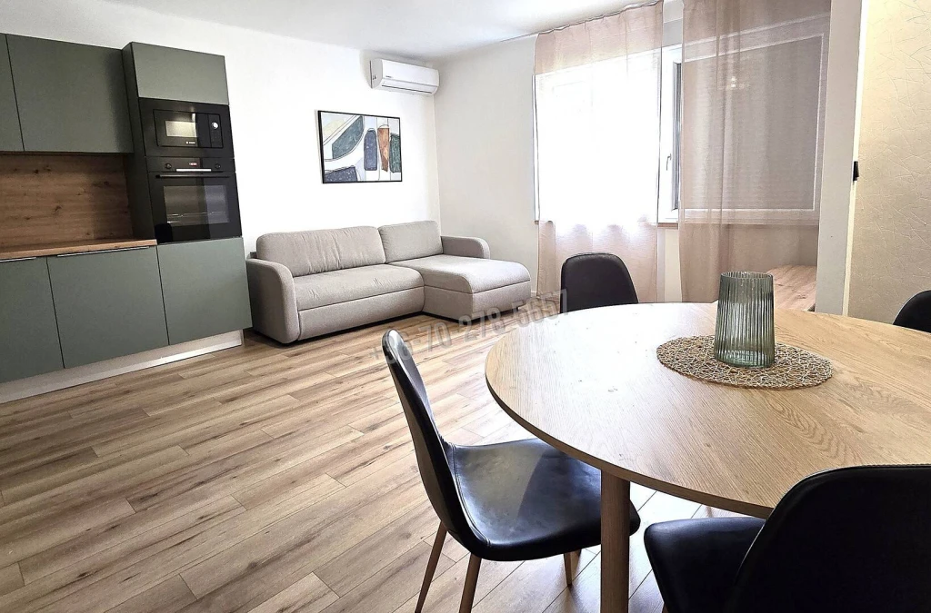 Kiadó Téglalakás, Pécs, Mecsekoldal, Bessenyei utca, 60nm, 270000 Ft