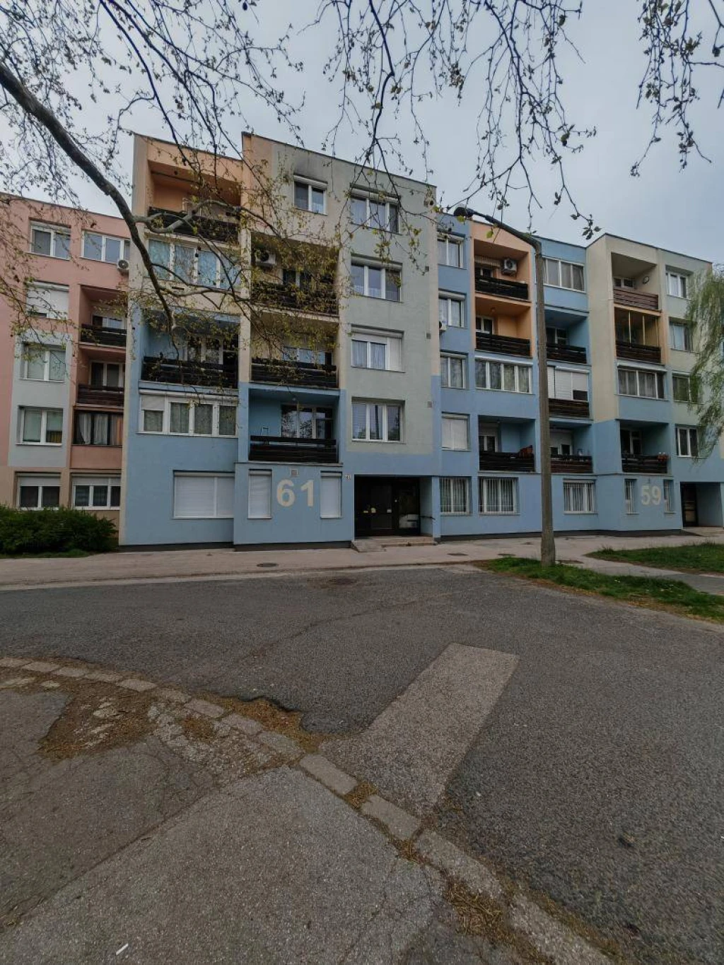 Eladó Téglalakás, Tatabánya, 57nm, 39900000 Ft